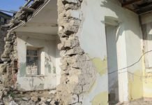 Qarabağ qazisi evsiz qalıb: “Yağış suyu başımıza damır”- FOTO, VİDEO